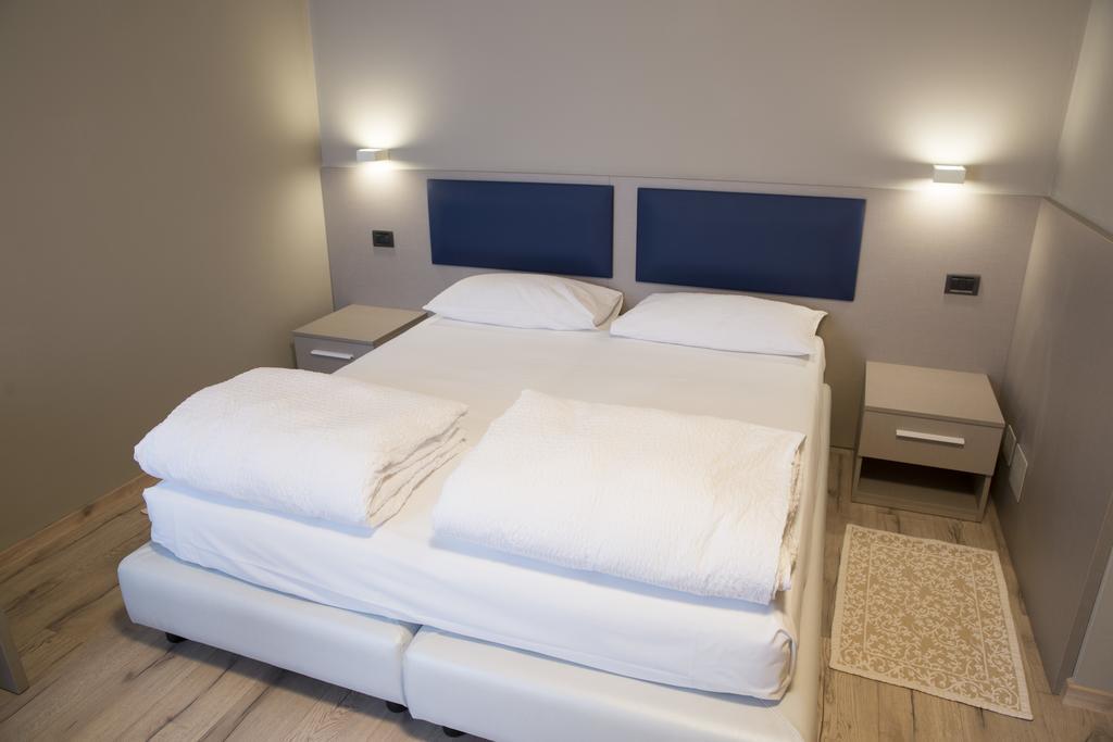 Albergo Montenegro مانياغو المظهر الخارجي الصورة